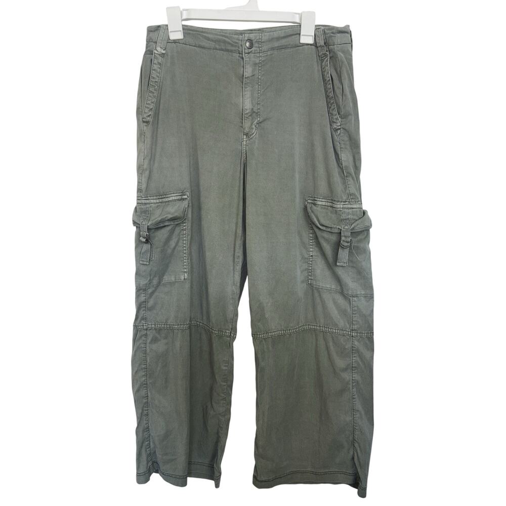 American Eagle Green Cargo Pocket Super High Rise Baggy Wide Leg Pants 16